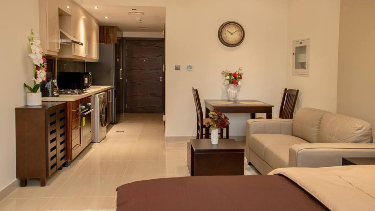 Aws Homes - Luxurious High Floor Studio With Breathtaking View Dubaj Kültér fotó