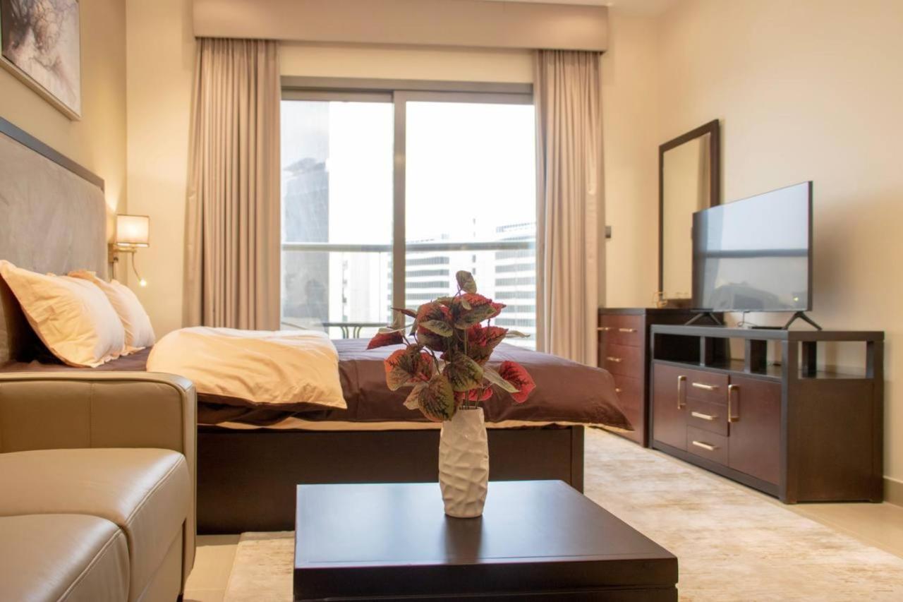 Aws Homes - Luxurious High Floor Studio With Breathtaking View Dubaj Kültér fotó