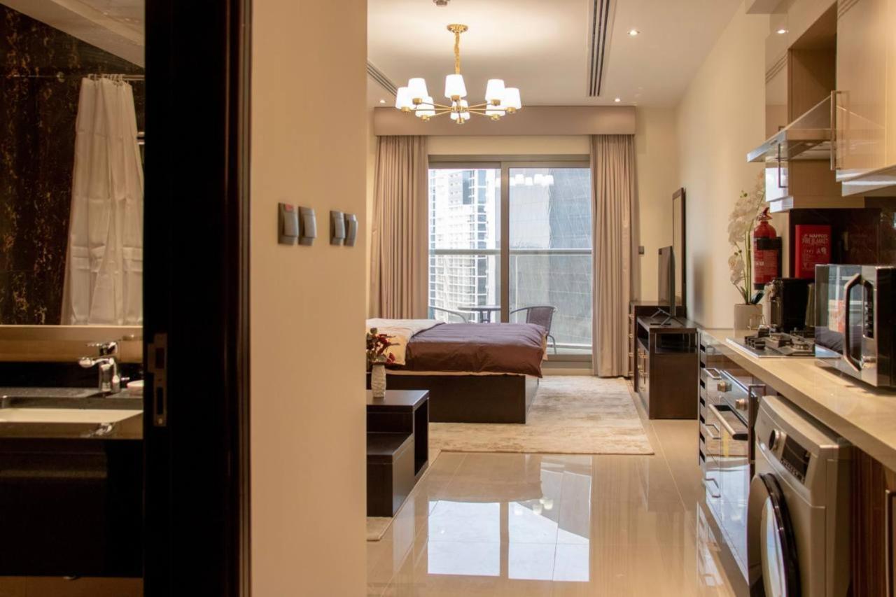 Aws Homes - Luxurious High Floor Studio With Breathtaking View Dubaj Kültér fotó